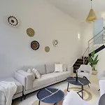 Perfect Getaway Steps From The And Old Town * 埃斯特波纳