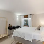 Perfect Getaway Steps From The And Old Town 公寓 *