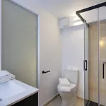 Perfect Getaway Steps From The And Old Town 埃斯特波纳